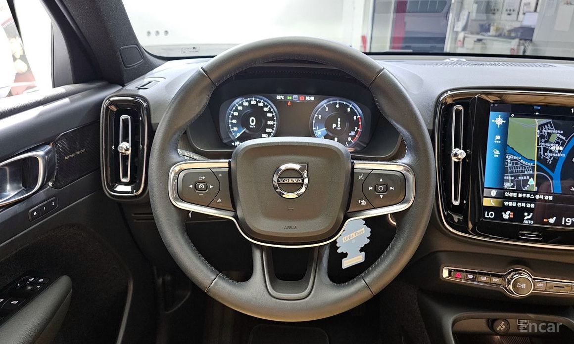 Volvo XC40B4 Inspiration №14