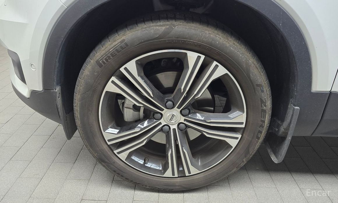 XC40B4 Inspiration 6