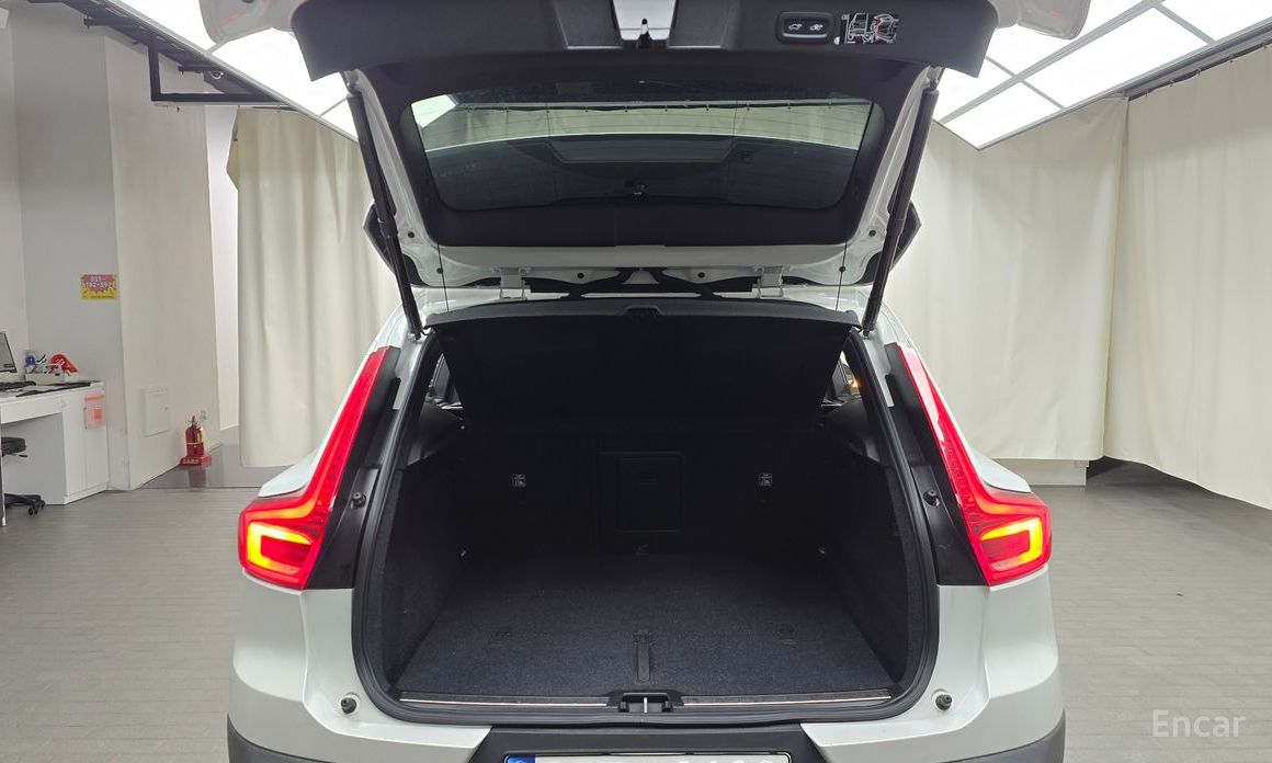 XC40B4 Inspiration 21