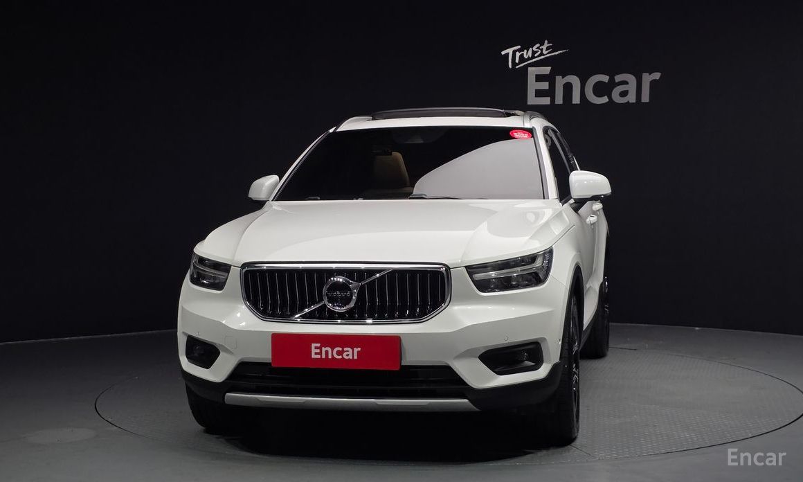 Volvo XC40B4 Inspiration №4