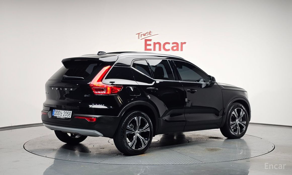 Volvo XC40B4 Inspiration №2