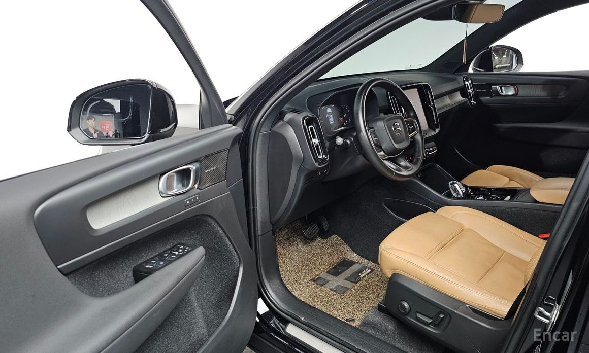 Volvo XC40B4 Inspiration №11