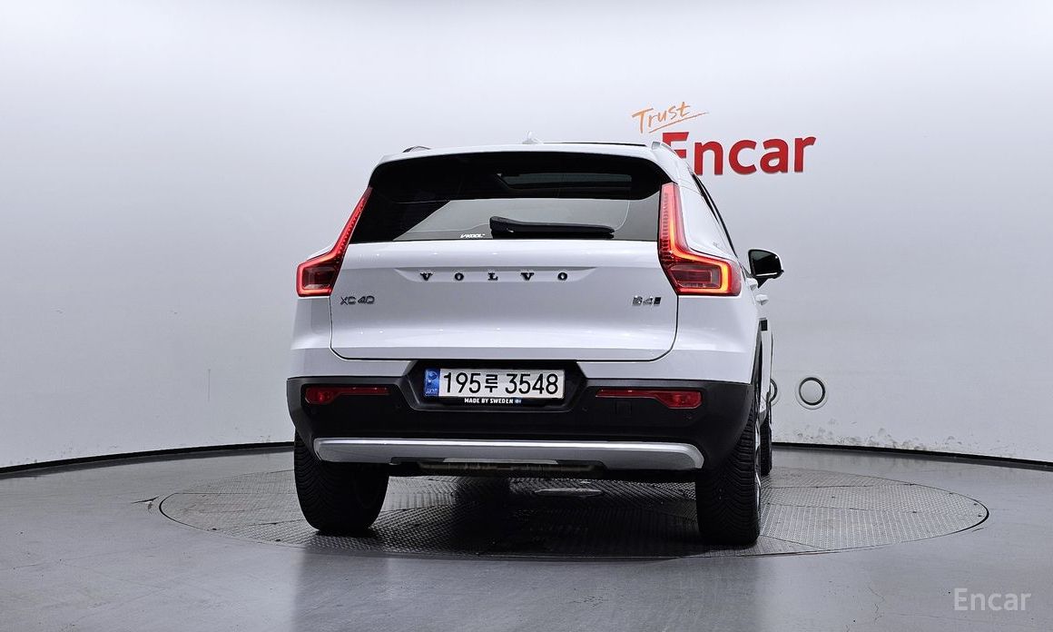 XC40B4 Ultimate Bright 5