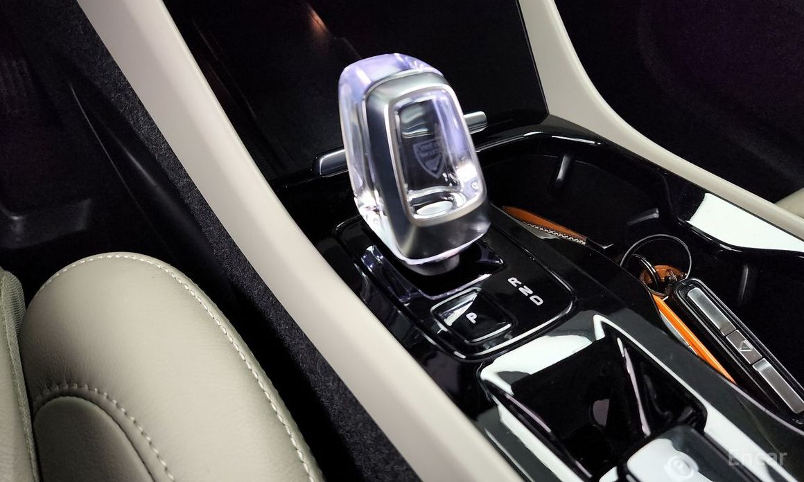 Volvo XC40B4 Ultimate Bright №10