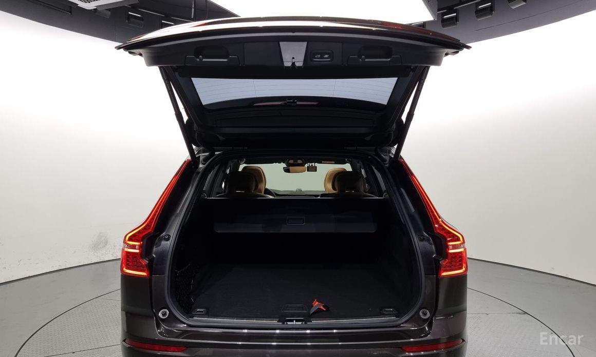 XC60 2nd Generation B5 Inspiration 21