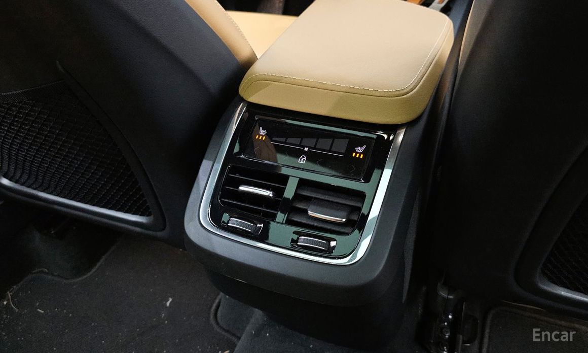 XC60 2nd Generation B5 Inspiration 20