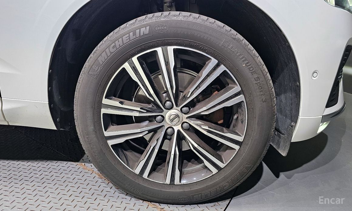 XC60 2nd Generation B5 Inspiration 6