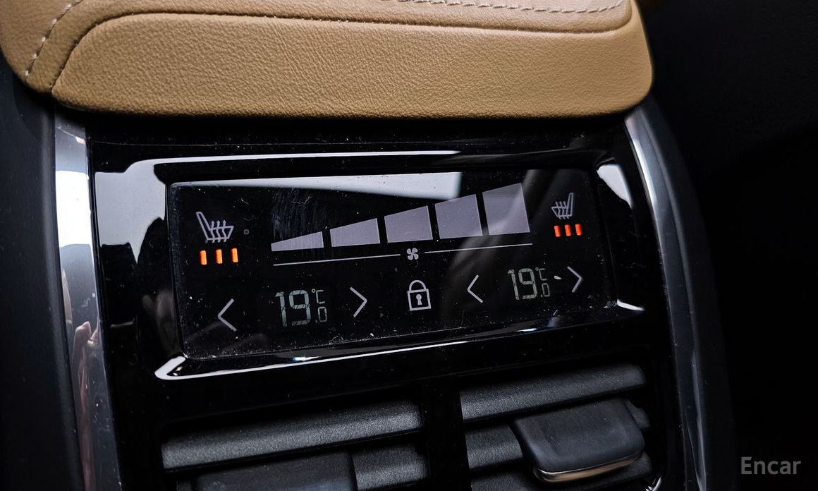 XC60 2nd Generation B5 Inspiration 19