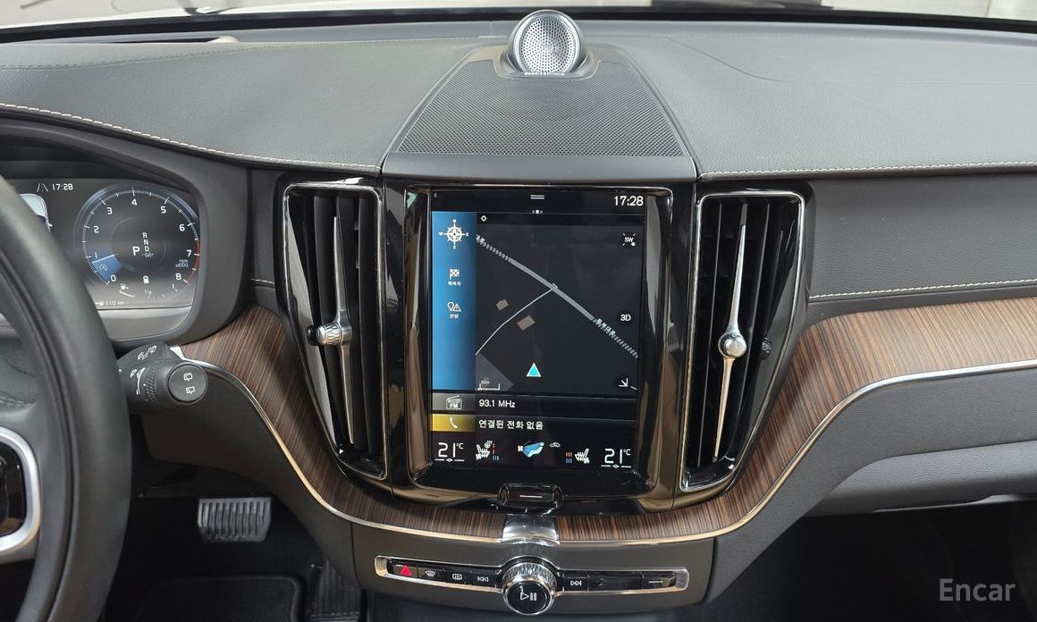 XC60 2nd Generation B6 Inspiration 15