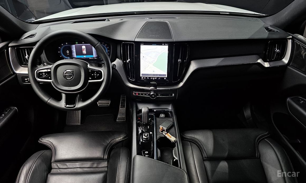 Volvo XC60 Second Generation B6 R-Design №8