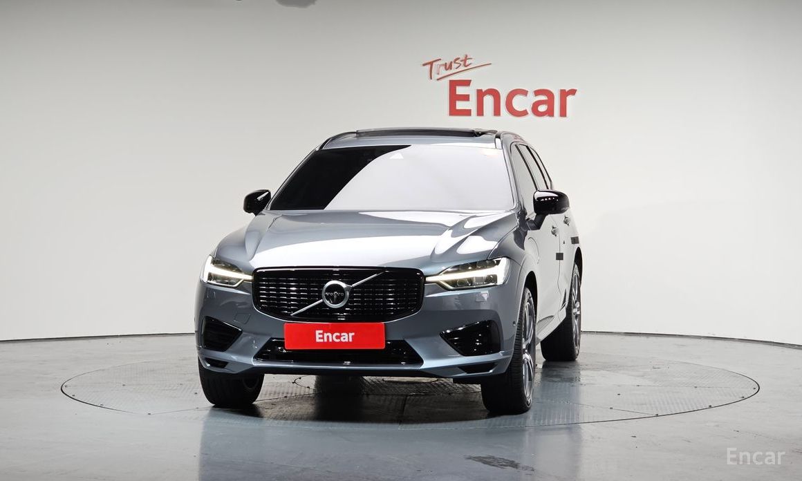 Volvo XC60 Second Generation T8 R-Design №3