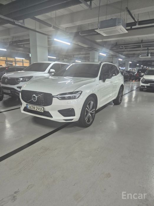 Volvo XC60 Second Generation T8 R-Design №2