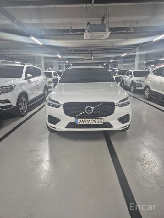 Volvo XC60 Second Generation T8 R-Design №4