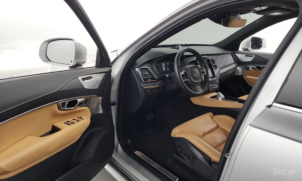 XC90 2nd Generation B6 Inspiration 11