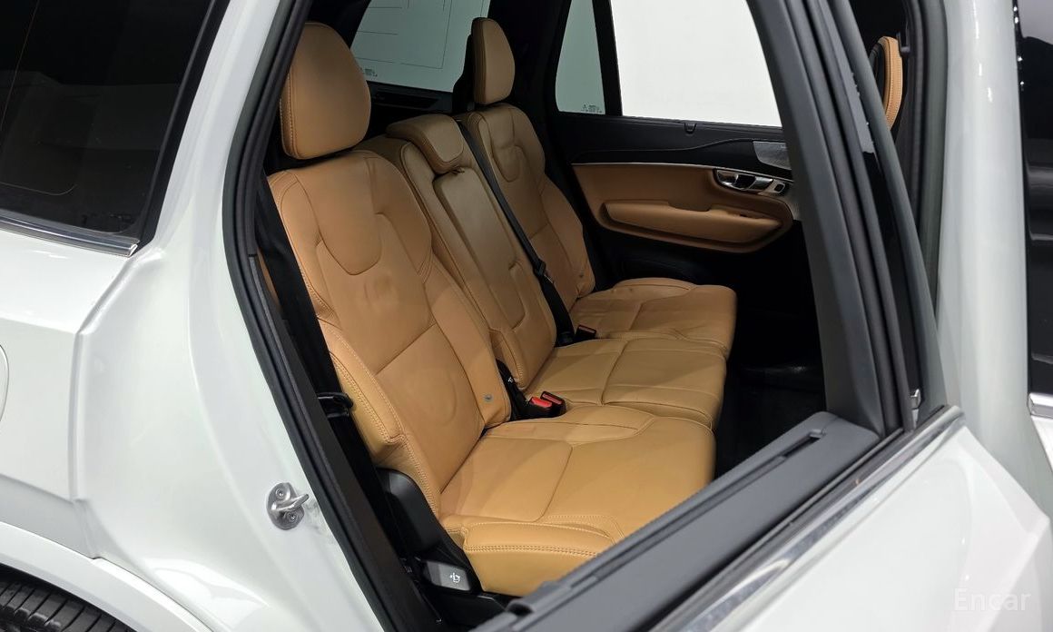 XC90 2nd Generation T8 Ultimate Bright Hybrid 13