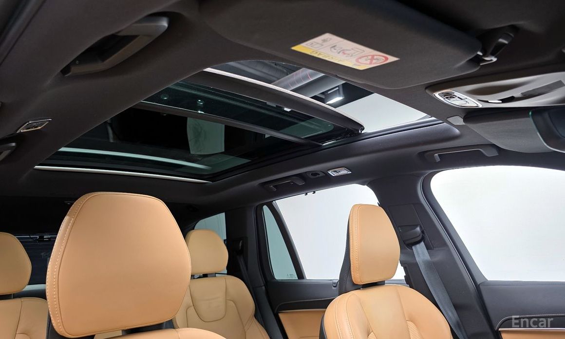 XC90 2nd Generation T8 Ultimate Bright Hybrid 18