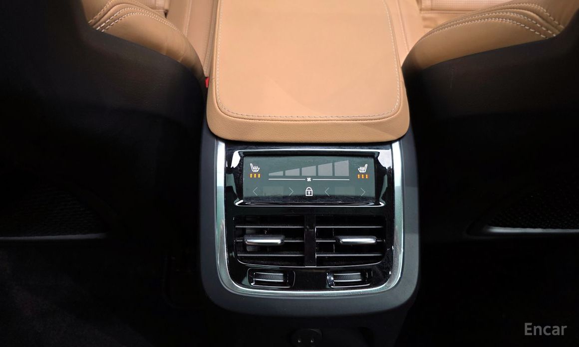 XC90 2nd Generation T8 Ultimate Bright Hybrid 20