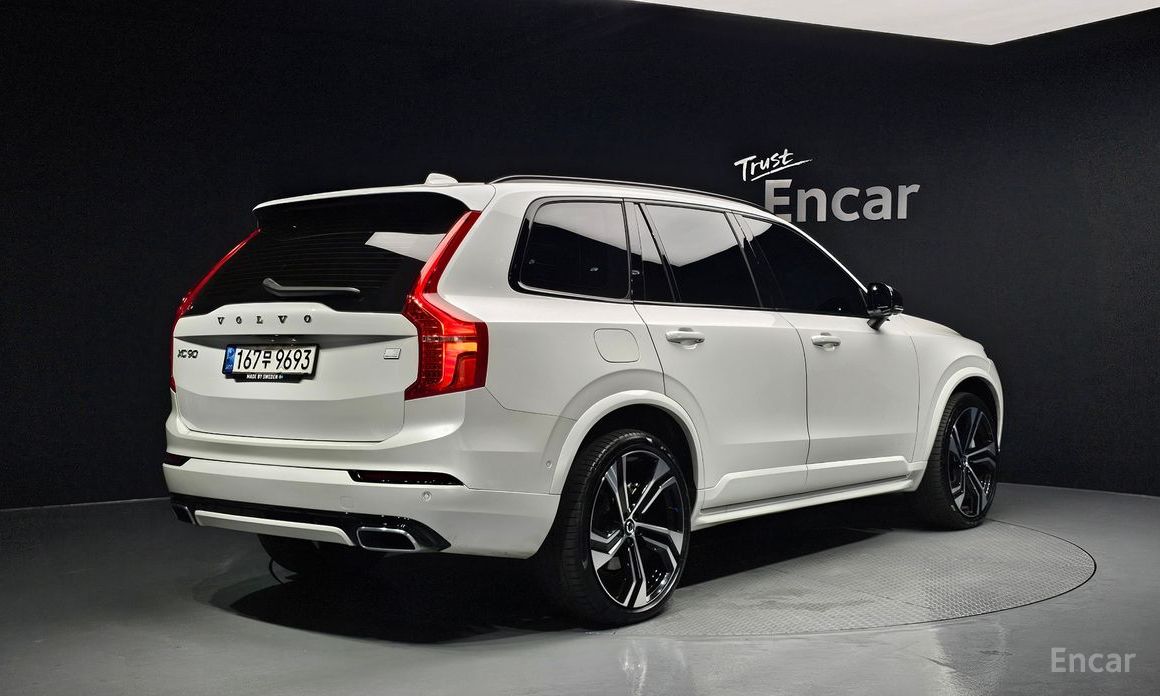Volvo XC90 Second Generation T8 R-Design Hybrid №3