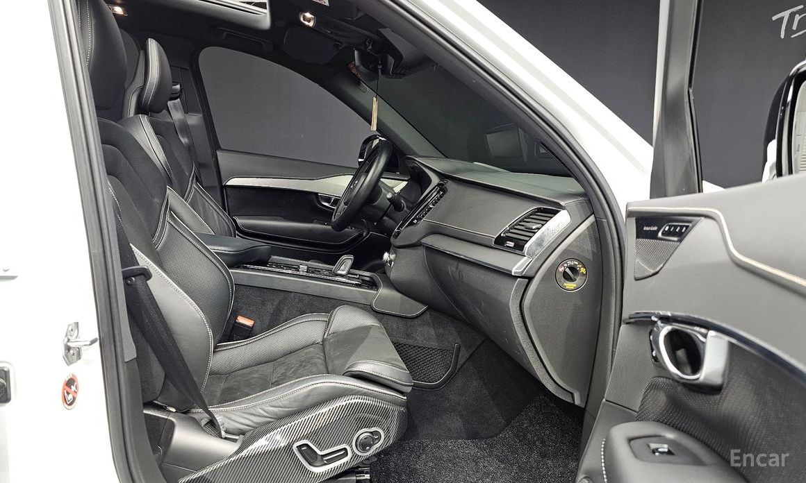 Volvo XC90 Second Generation T8 R-Design Hybrid №11