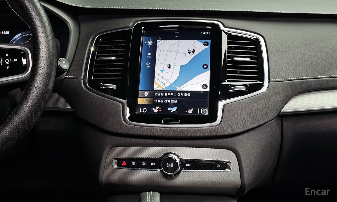 Volvo XC90 Second Generation T8 R-Design Hybrid №16