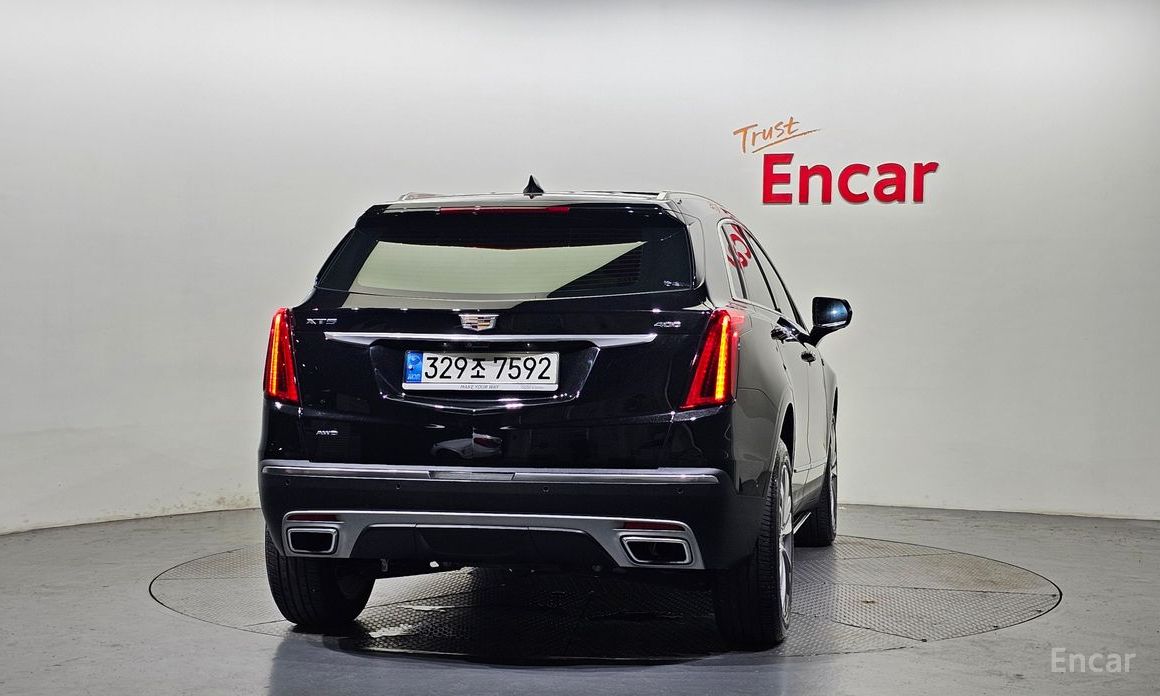 XT53. 6 Premium Luxury AWD 5