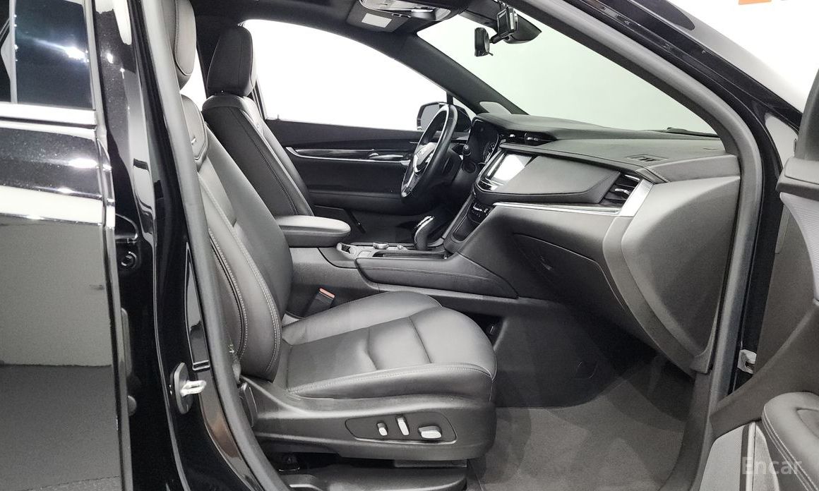 XT53. 6 Premium Luxury AWD 12