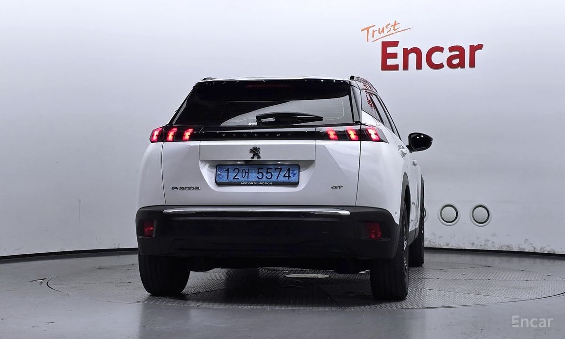 Peugeot e-2008 Second Generation EV GT №5