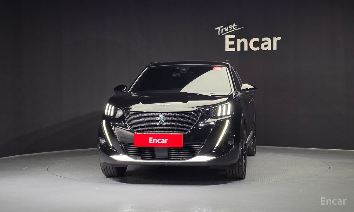 Peugeot e-2008 Second Generation EV GT №4