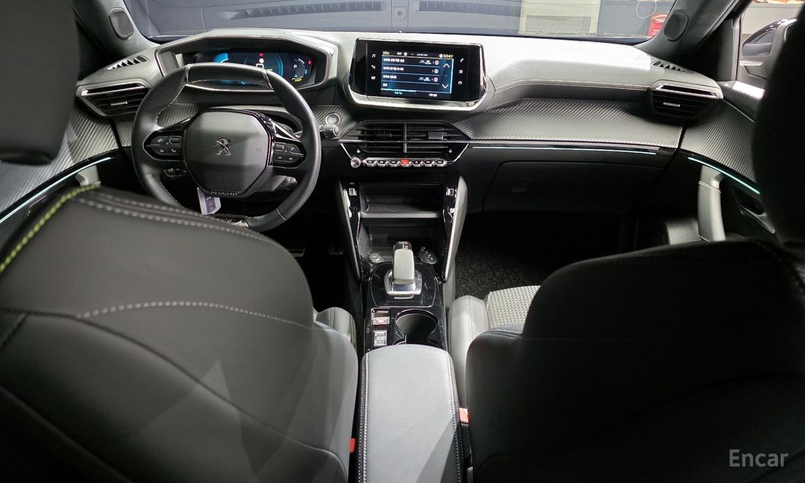 Peugeot e-2008 Second Generation EV GT №8