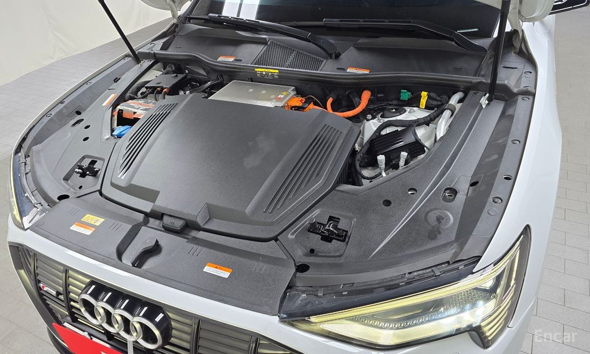 e-Tron e-Tron 55 Quattro Sportback №7