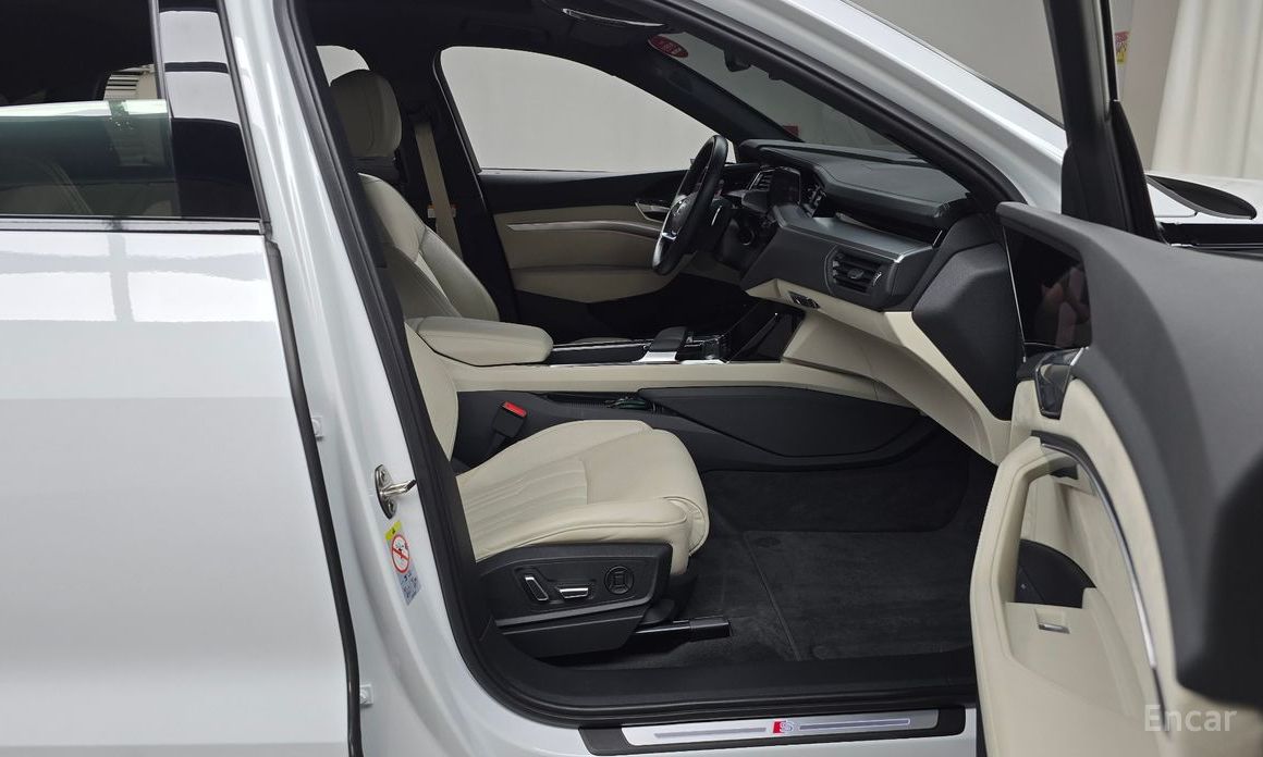 e-Tron e-Tron 55 Quattro Sportback №12