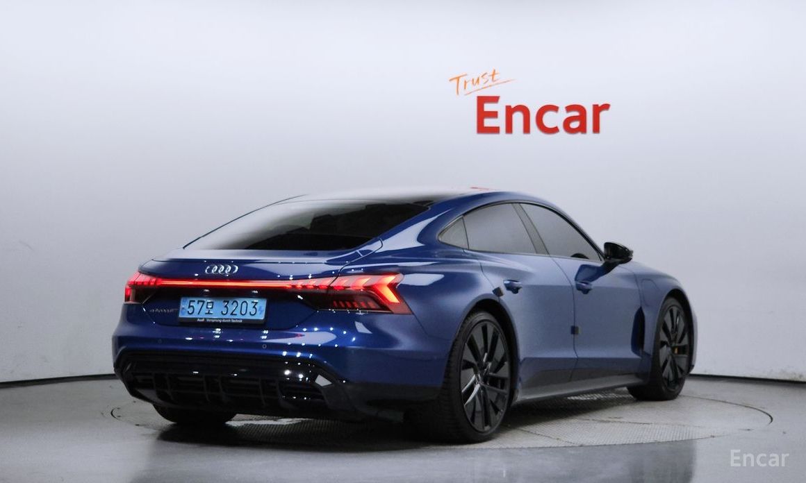 e-Tron GTGT Quattro Premium 3