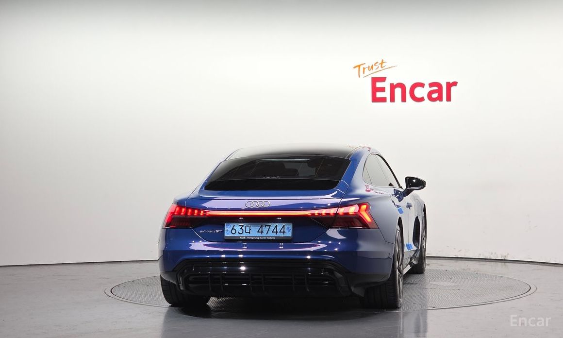 e-Tron GTGT Quattro Premium 5