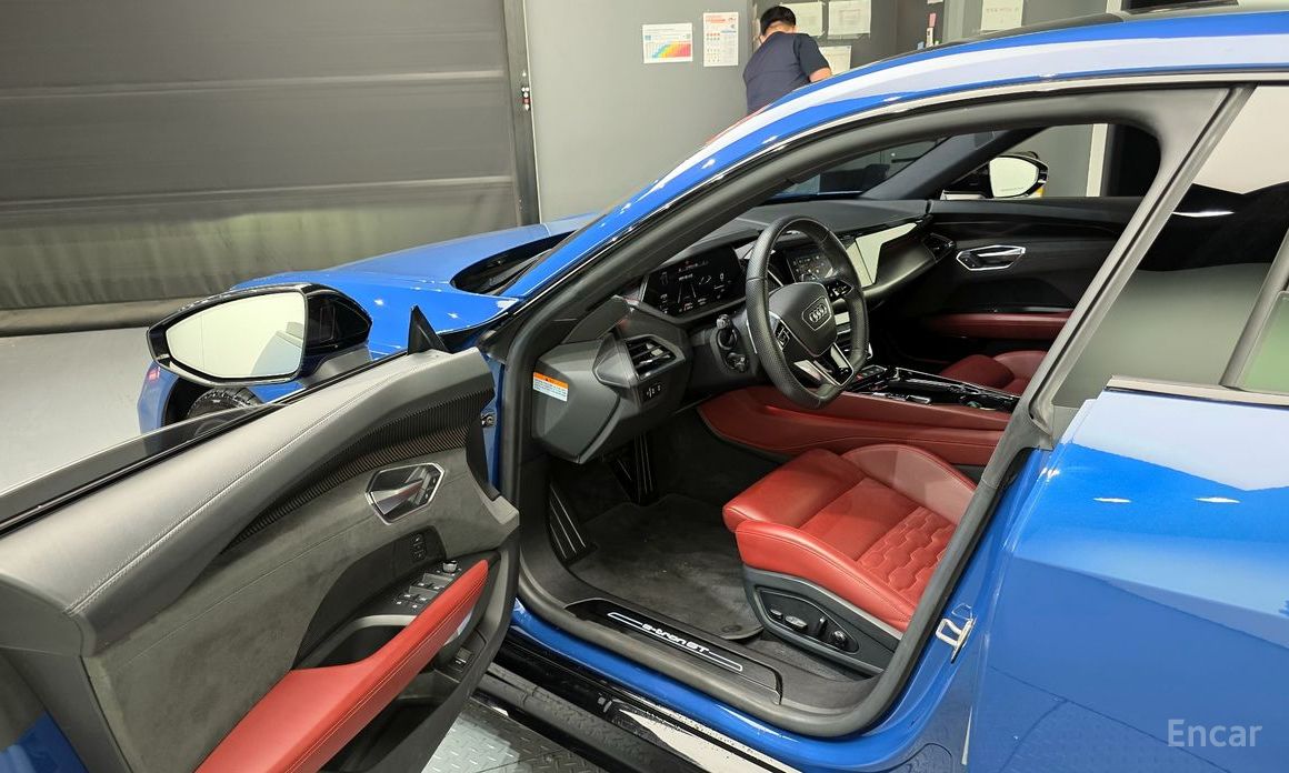 e-Tron GTGT Quattro Premium 11