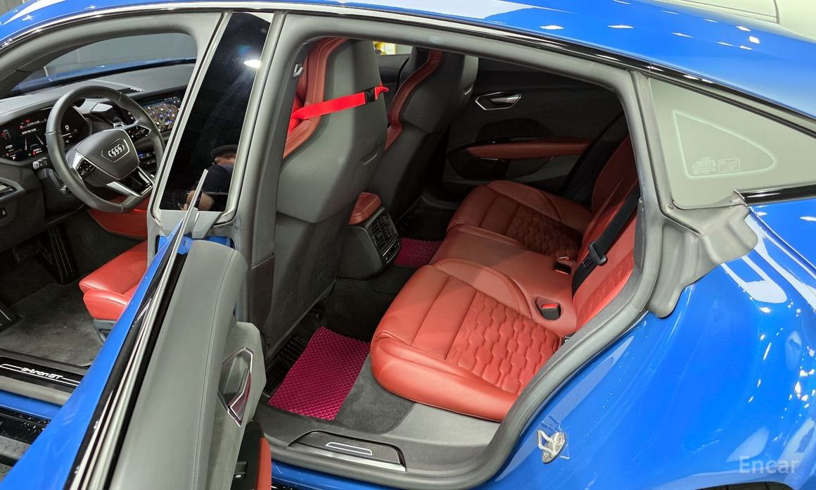 e-Tron GTGT Quattro Premium 12