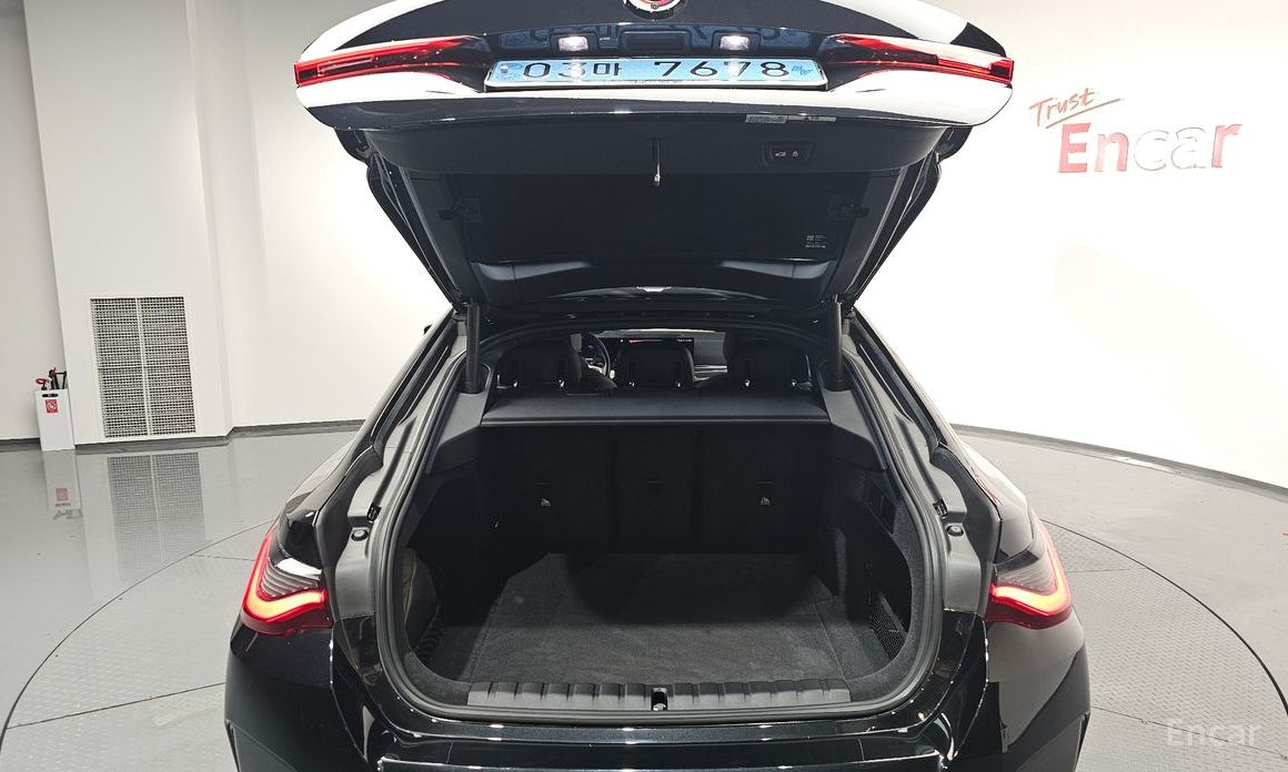BMW i4eDrive40 M Sports Pro №21