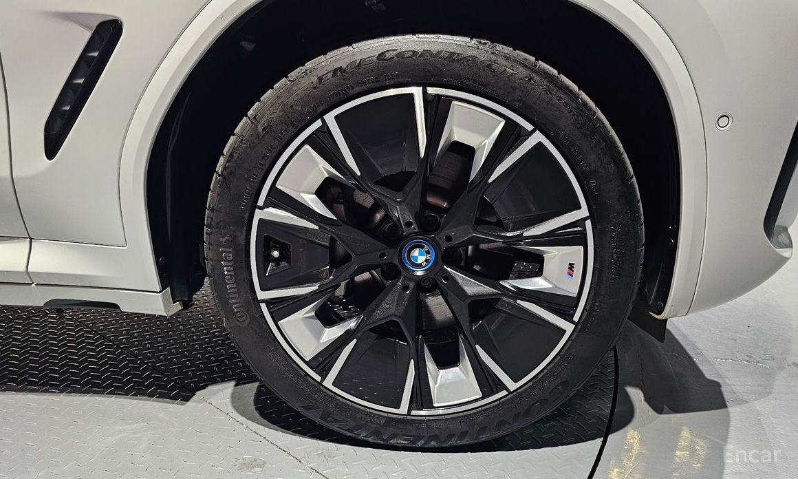 BMW iX3M Sports №6